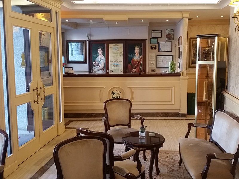 فندق شقوبيةفي  فندق سيركوتيل إنفانتا إيزابيل المظهر الخارجي الصورة